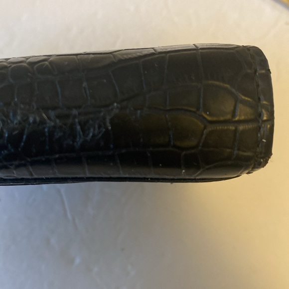 VGUC. Nanette Lenore simulated black alligator print trifold wallet. - Picture 15 of 16